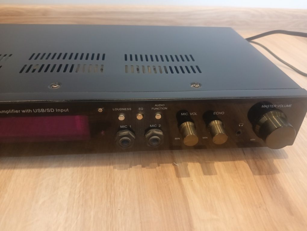 Wzmacniacz multimedialny hi-fi. Sprawny + GRATIS słuchawki Hama. NOWE