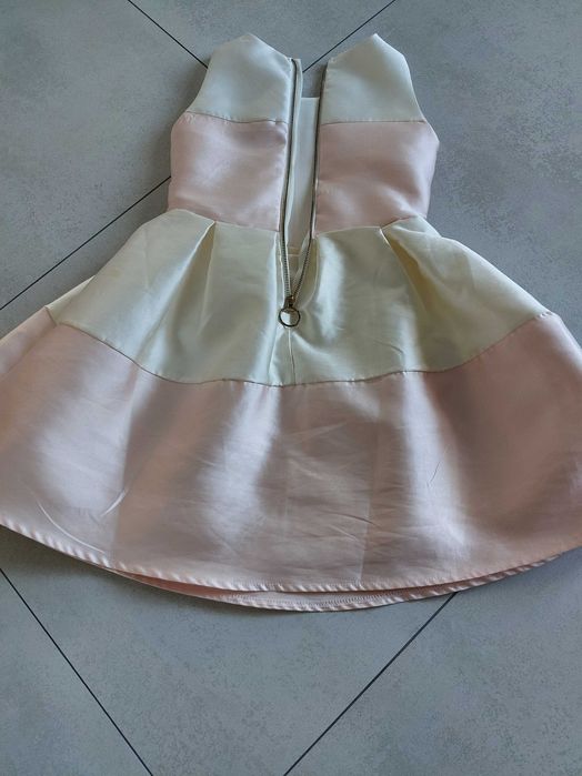 Sukienka imprezowa dla dziewczynki