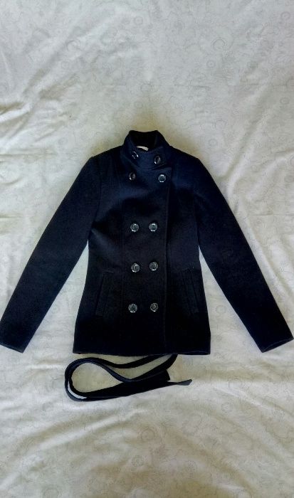Черное короткое пальто XS