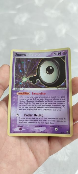 Cartas Pokémon antigas e raras Unown Q e Unown K