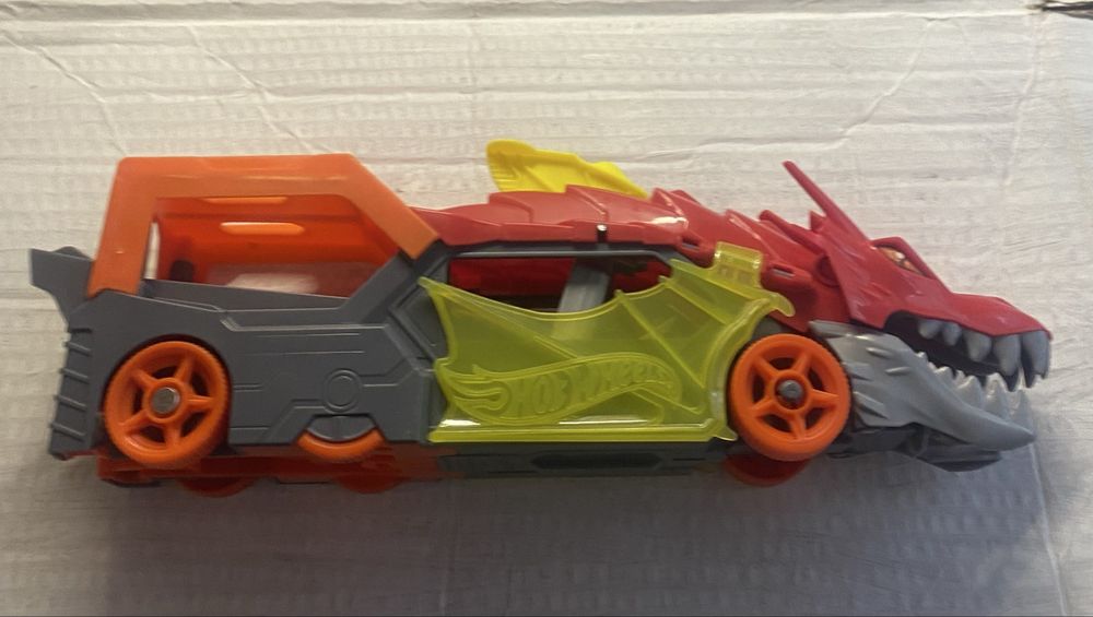 Hot weheels Трек дракон