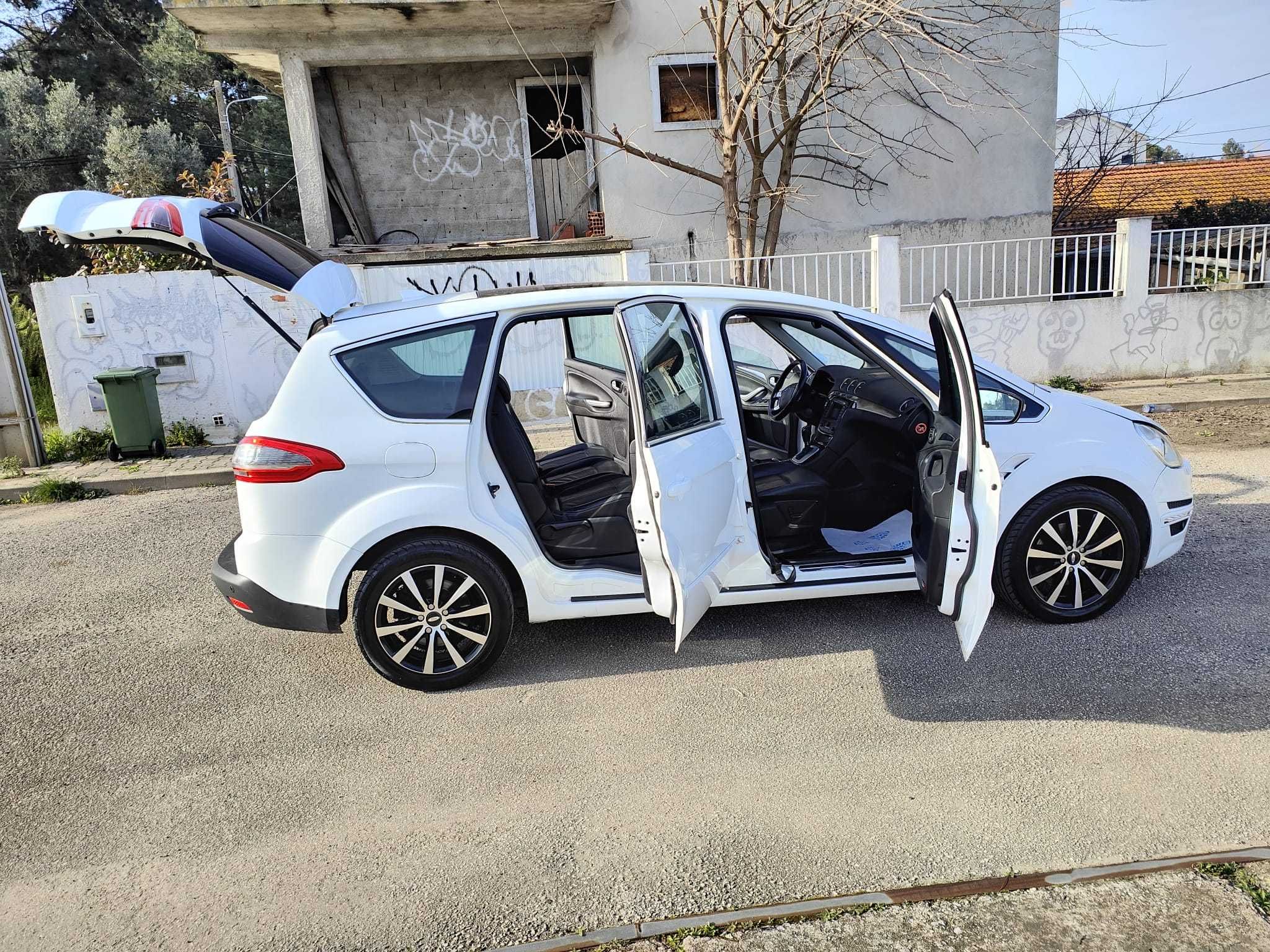 Vendo Ford S-Max Titaniun