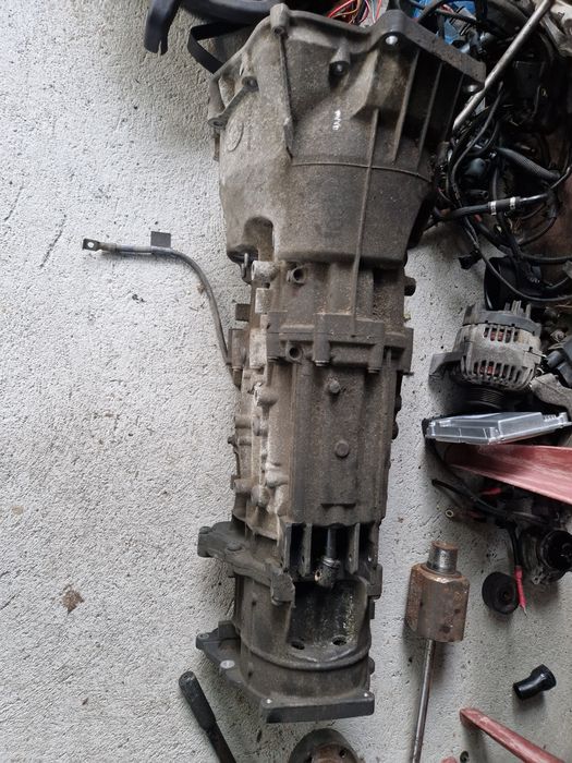 Manulana skrzynia biegów Bmw x3 e83 2.0d 150km  m47