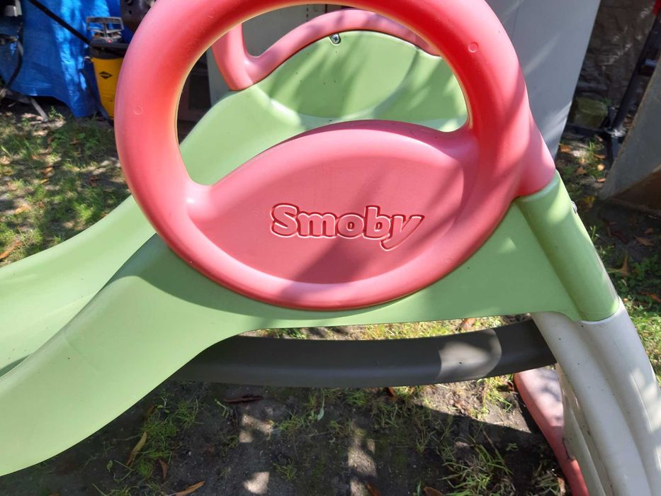 Zjeżdżalnia dla dzieci Smoby