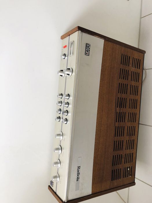 Sprzedam philipsa radiole z radiem   na germanach