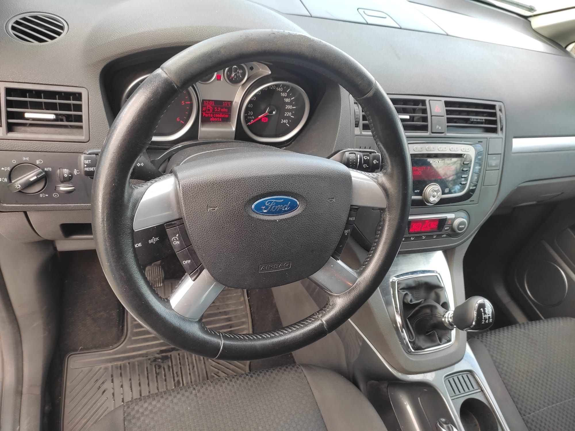 Ford c max titanium