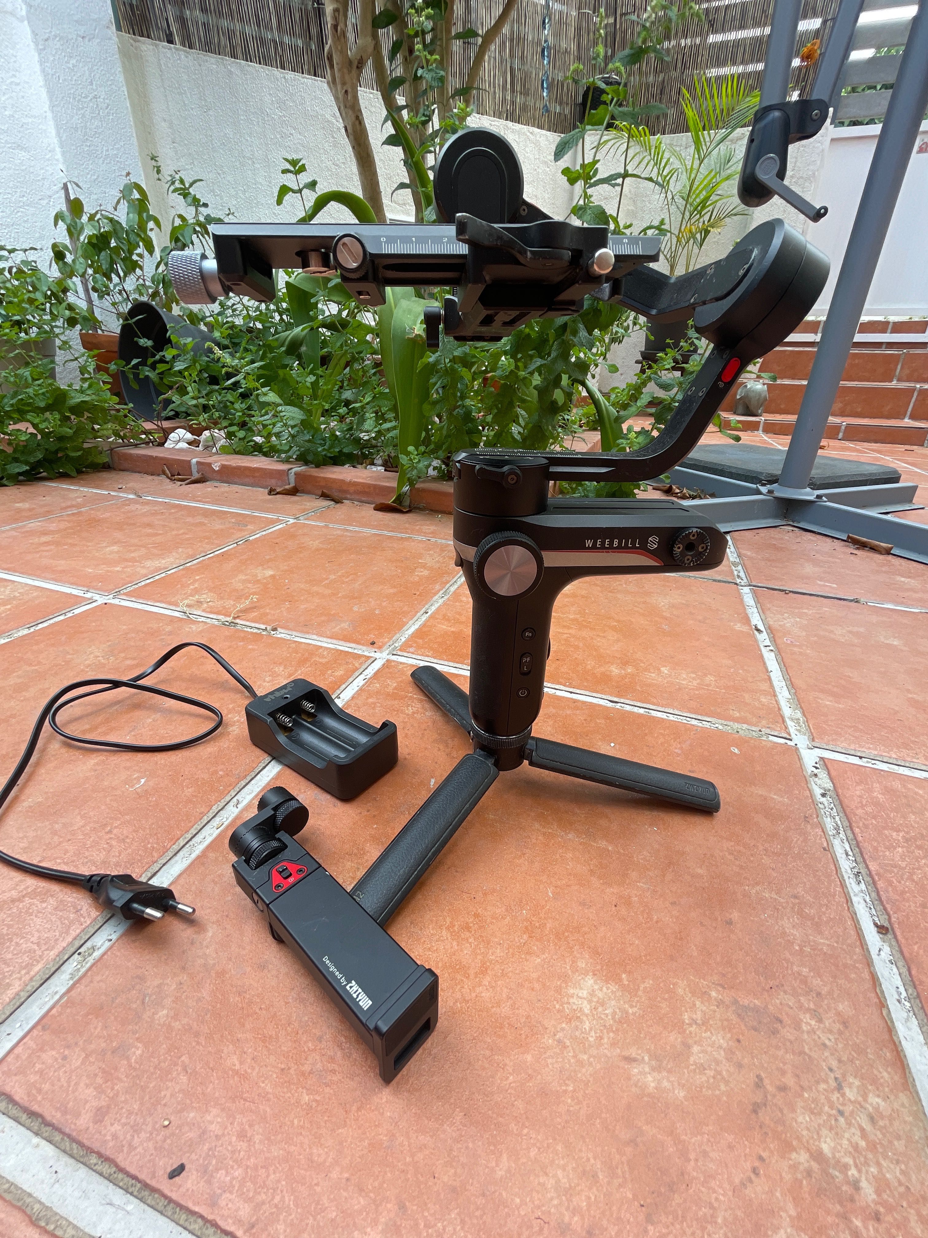 Gimbal weebill s