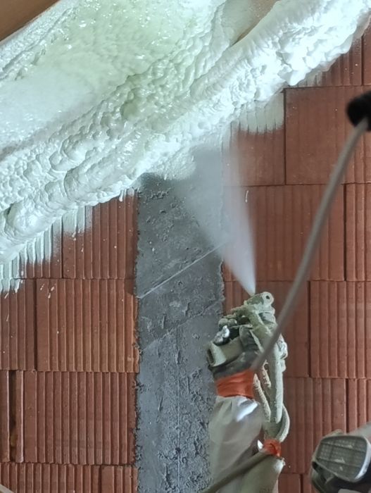 Ocieplenia pianką PUR, Piana, izolacja poddasza