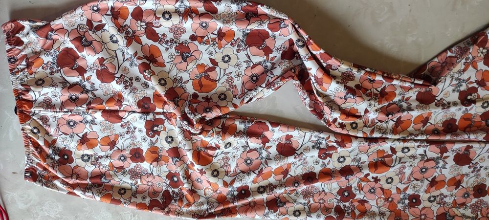 Легкі штани кльоші, штани Bershka