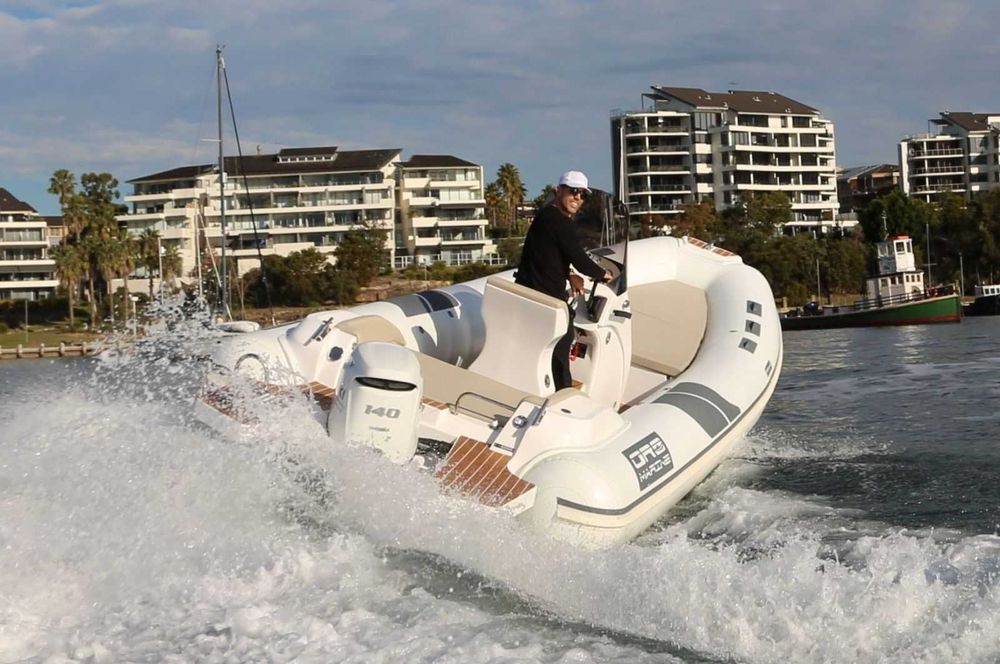 Nowy RIB: OROMARINE LINE SPORT S-65 - 6,50m/14 osób - od boatcenter.pl