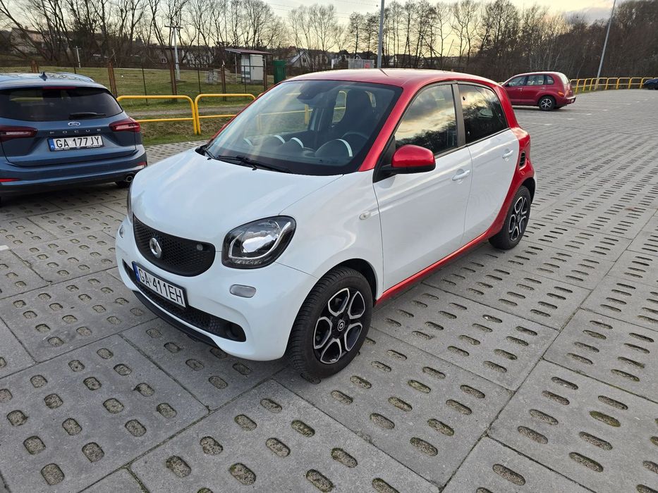 Smart Forfour Smart Forfour 2015r jak NOWY / oryginalny przebieg 39tys km