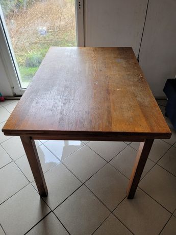 Rozkładany stary stół do odnowienia