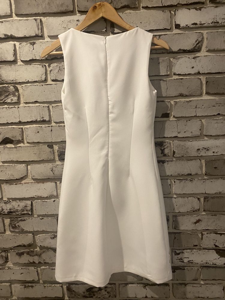 Mega biała sukienka