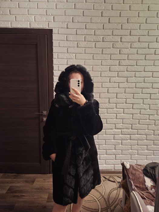 Продам мутоновую шубу