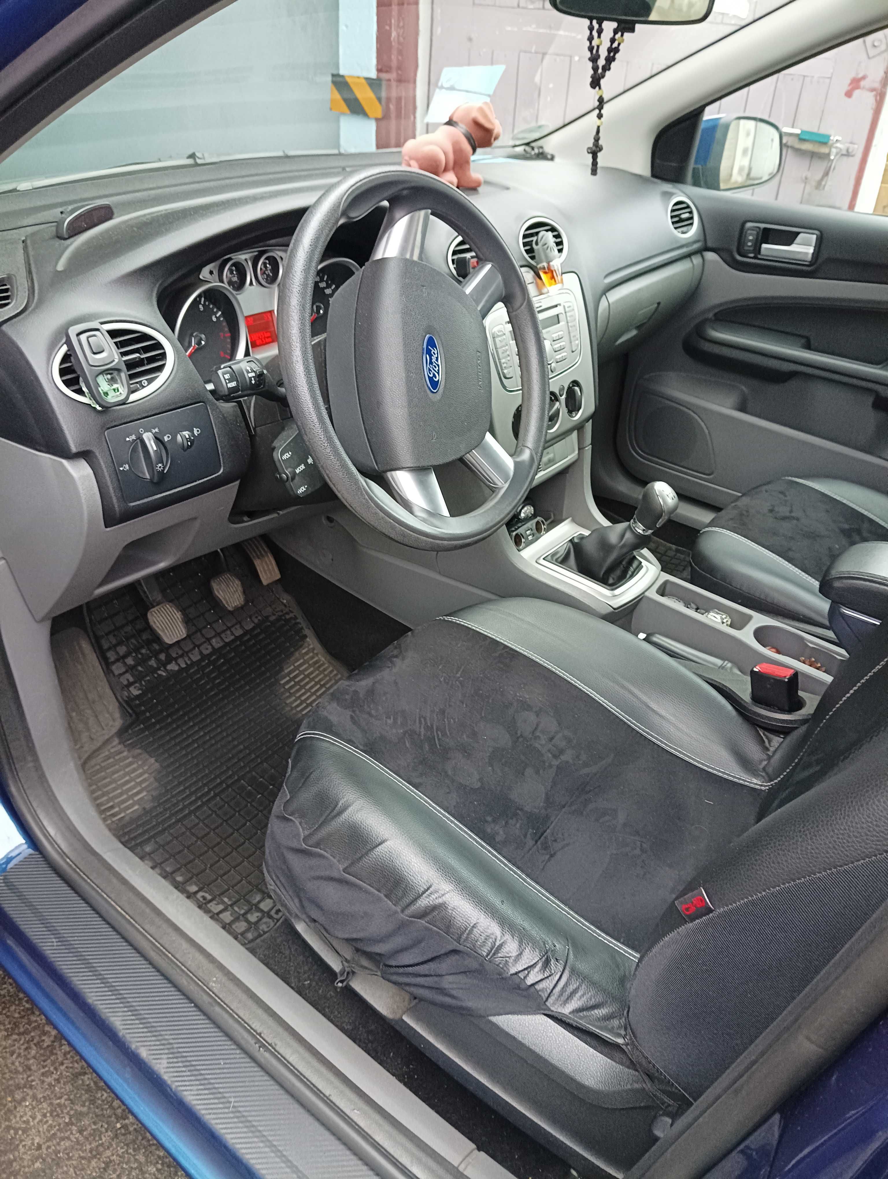 Samochód osobowy marki Ford Focus