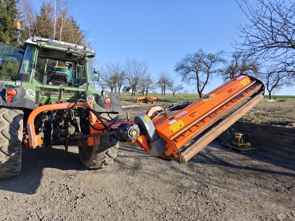 Mulczer kosiarka  bijakowa maschio Giraffa 240 cm z wysięgnikiem