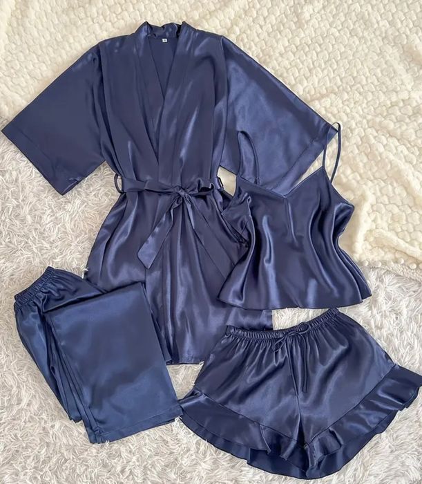 Продам атласну піжаму