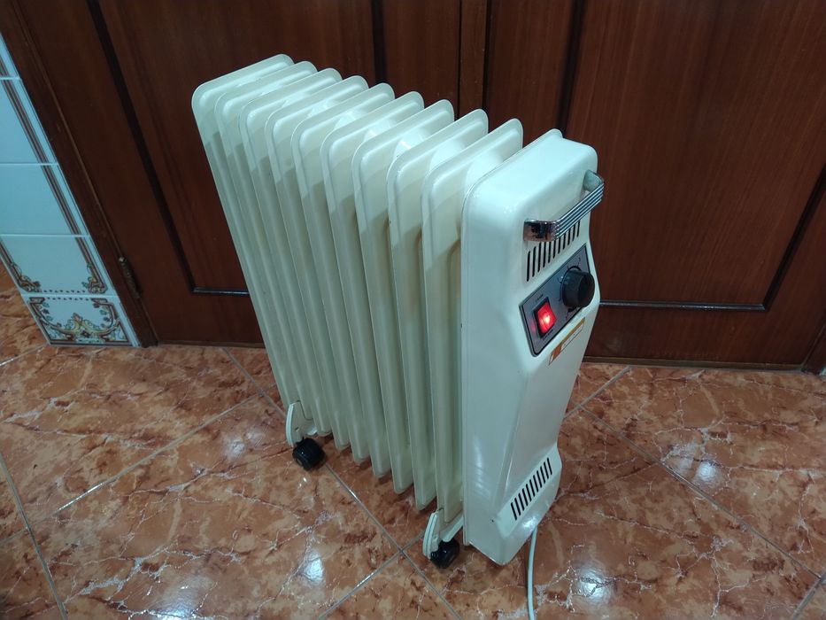 Aquecedor radiador a óleo casa quarto apartamento vivenda escritório.