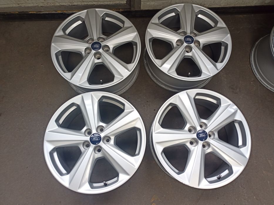 OEM 18" Ford Focus Mondeo S-Max C-Max Galaxy Volvo 5 * 108 Kuga