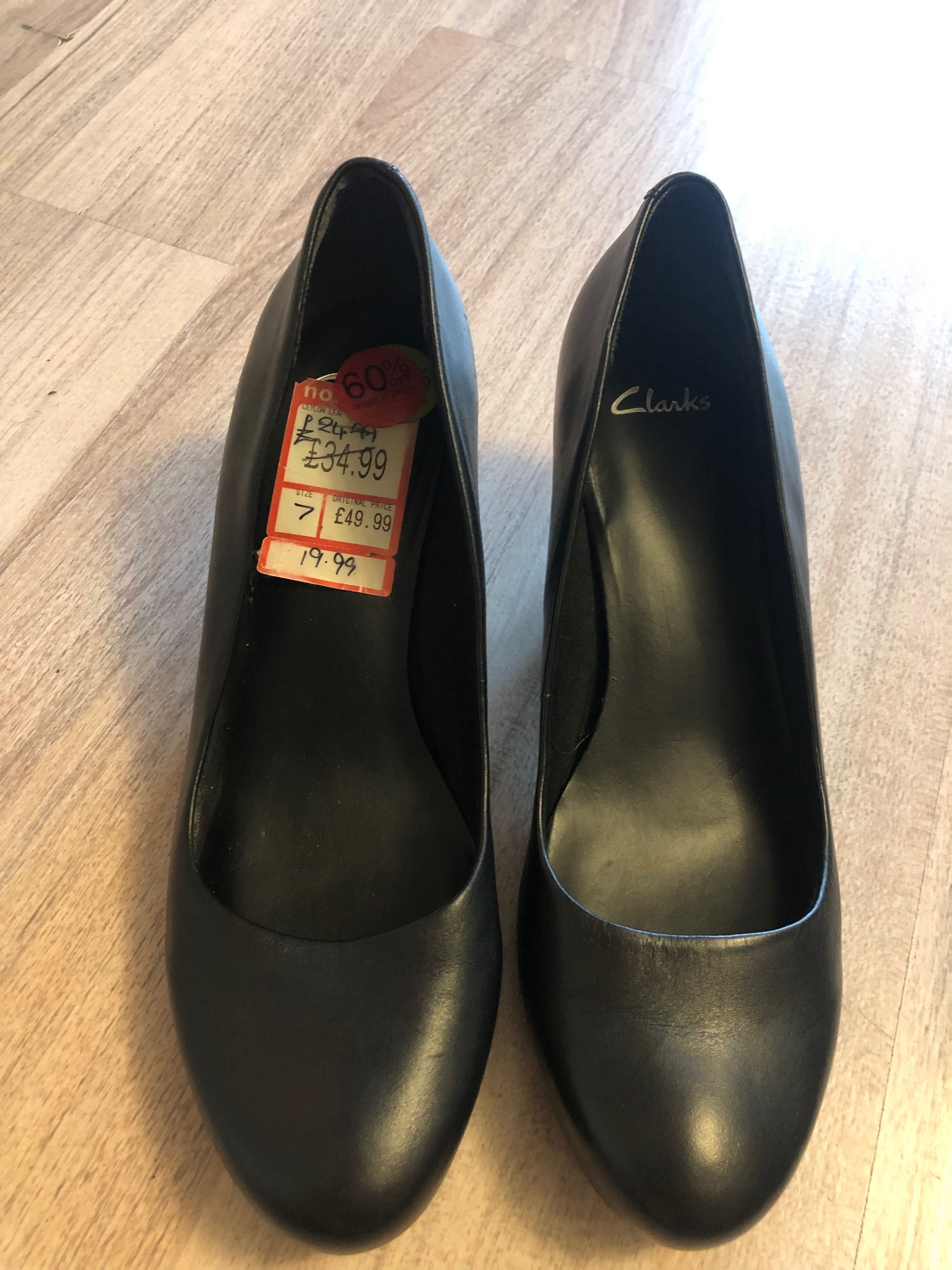 Czółenka Clarks 40 nowe