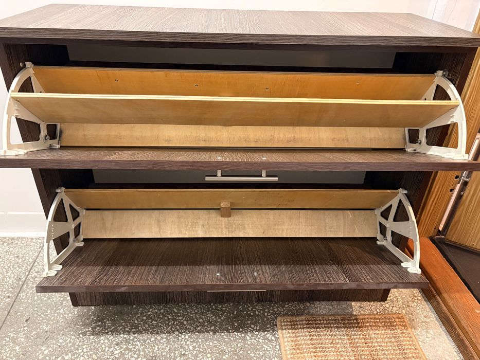 Szafka na buty/półko- wieszak na ubrania