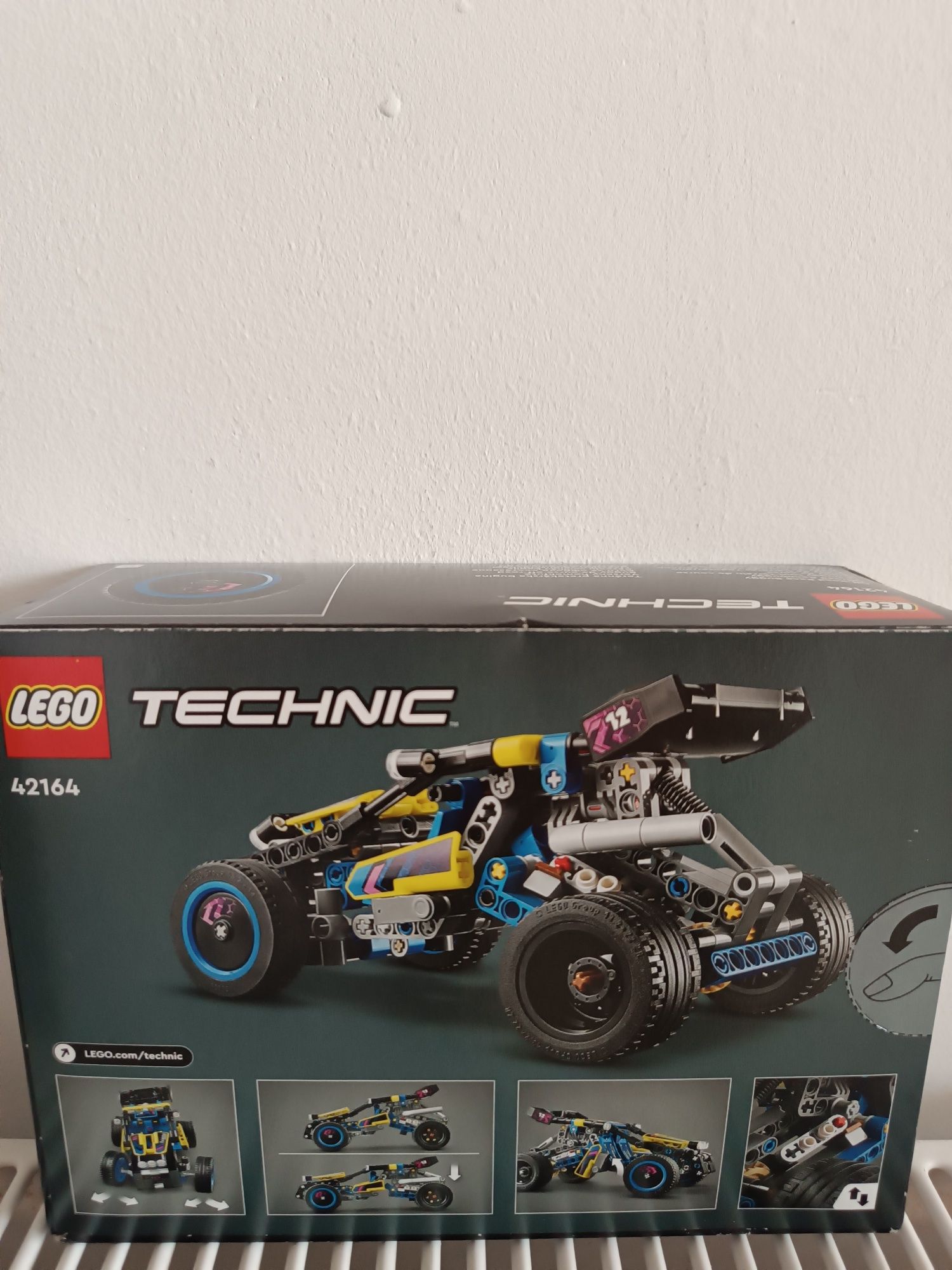 Klocki LEGO Technic 42164 - Wyścigowy łazik terenowy