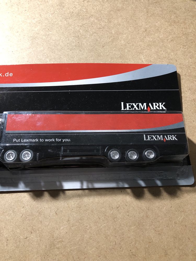Camião miniatura da lexmark