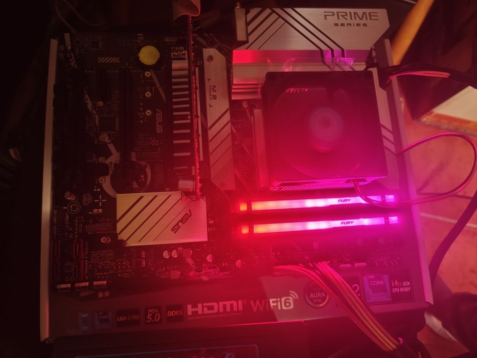 Asus Z790-P Wifi + i5 13400f + 16gb ddr5