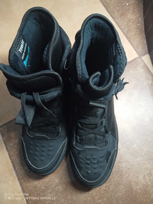 Продам зимові оригінальні черевики Termit