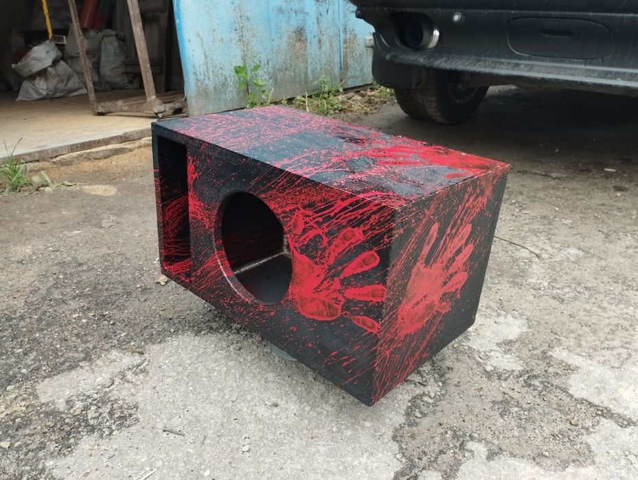 Короб, сабвуфер,динаміки