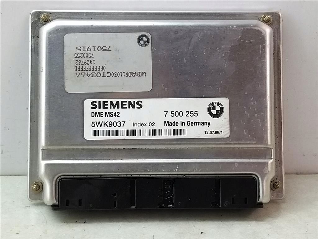 Komputer sterownik silnika BMW Seria 5 E39 2.0 B 1996-2003 7500255 5WK9037