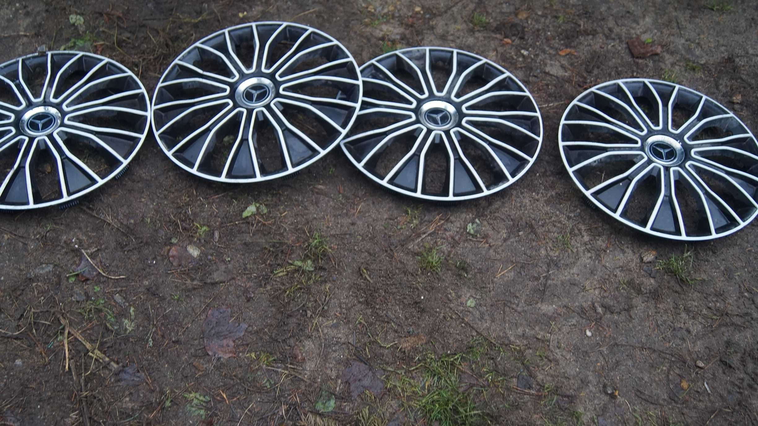 Kołpaki 15 Mercedes nowoczesne w176 w202 w210 w203 nowe 4szt