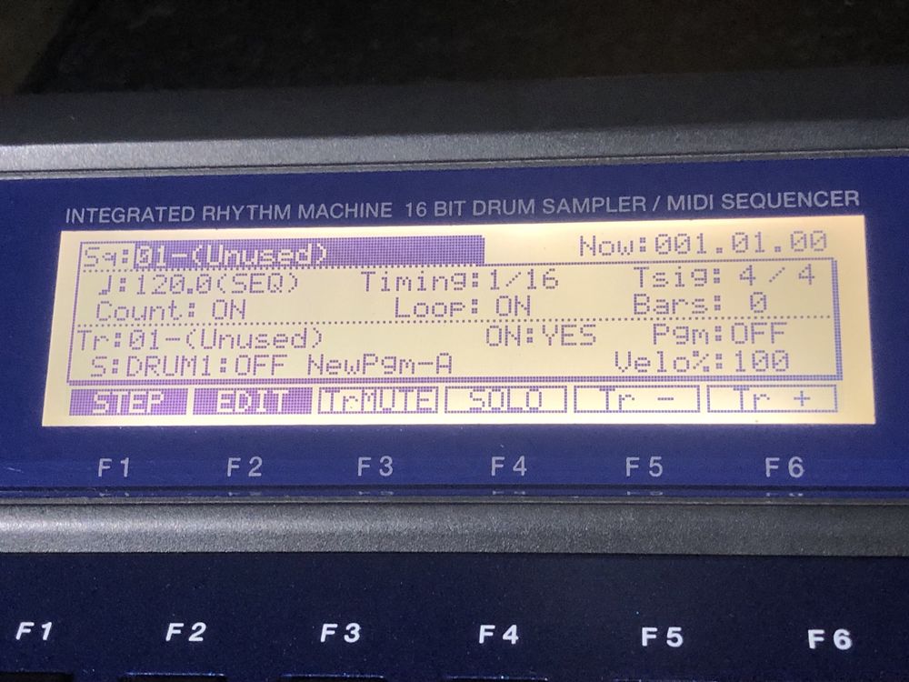 Akai Mpc 2000xl Sampler Blue MCD Klasyk