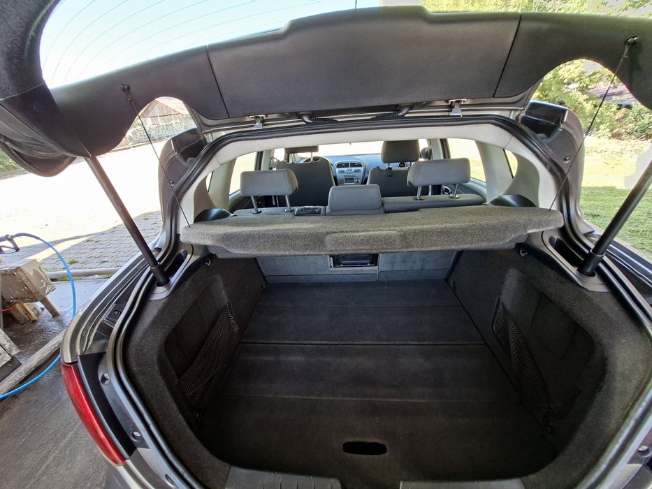 2.0 benzyna klimatyzacja bogata wersja ważne opłaty