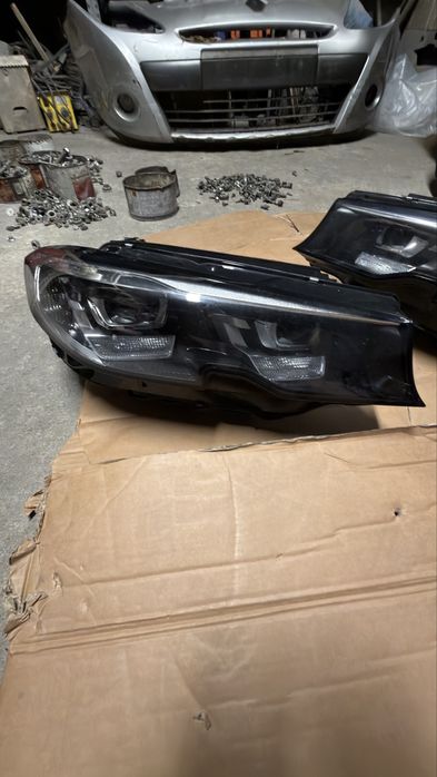 Farois Dianteiros BMW G20