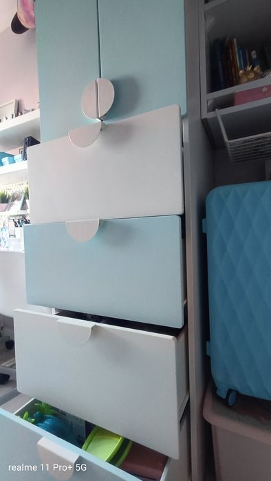 Regał Ikea do pokoju dziecięcego