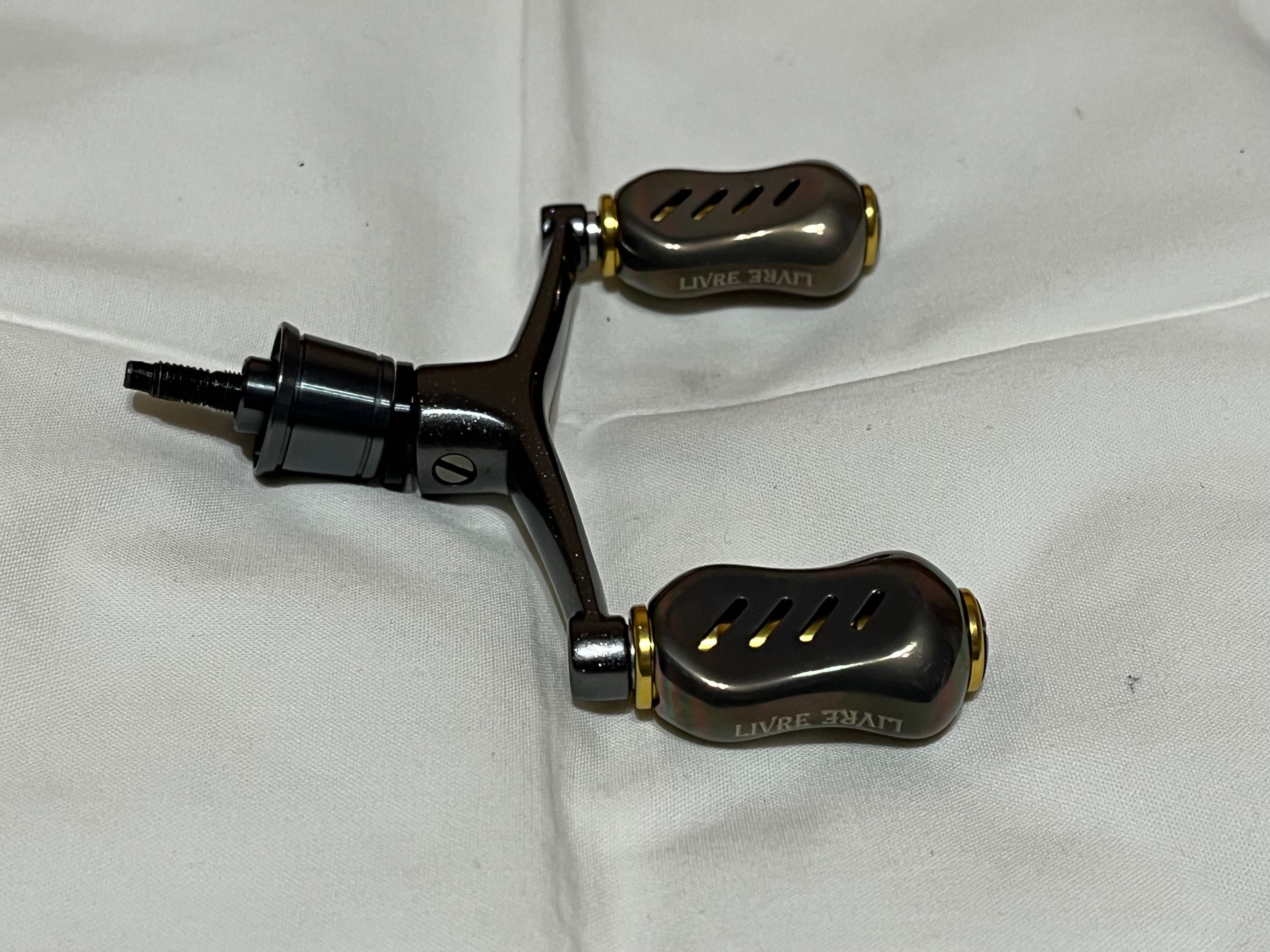 2010-24 Stella,TP,itp - mg. korba Shimano YUMEYA plus 2 knoby LIVRE
