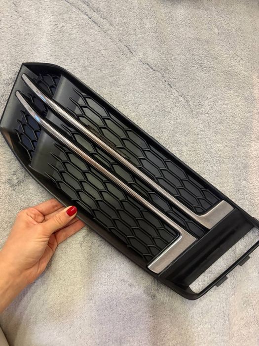 Нижні решітки бампера на Ауді а4 б9(2017р) s-line