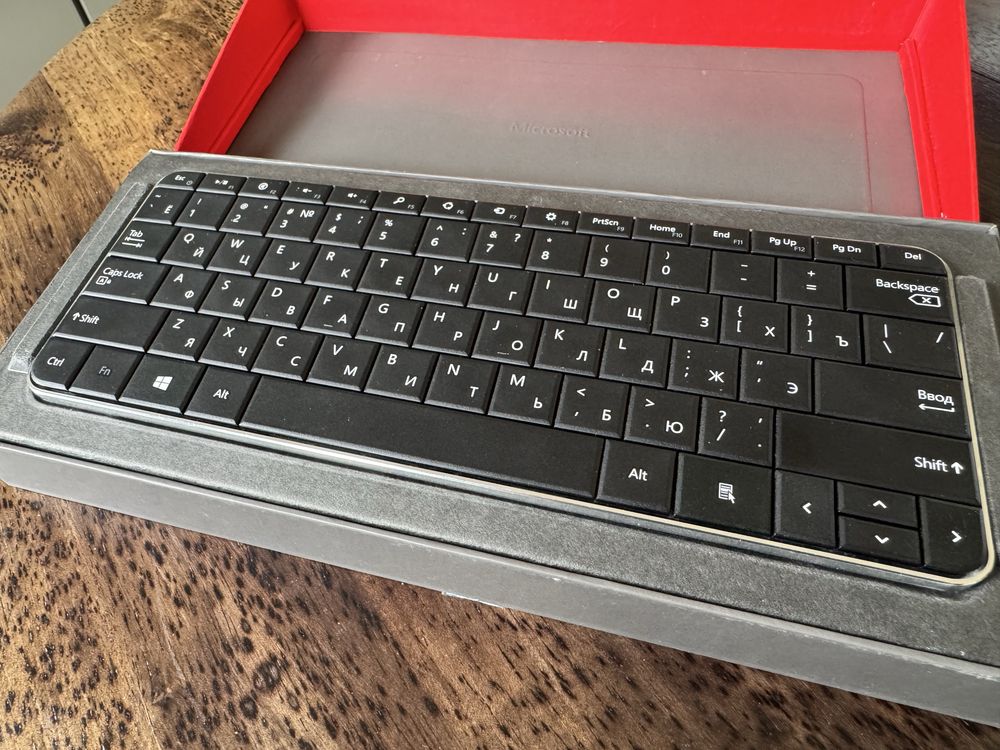 Bluetooth Клавіатура Microsoft Wedge Mobile, для планшету