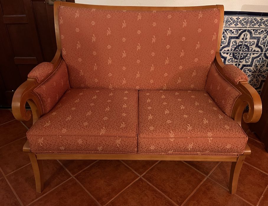 Sofá senhorinha de 2 lugares 135€