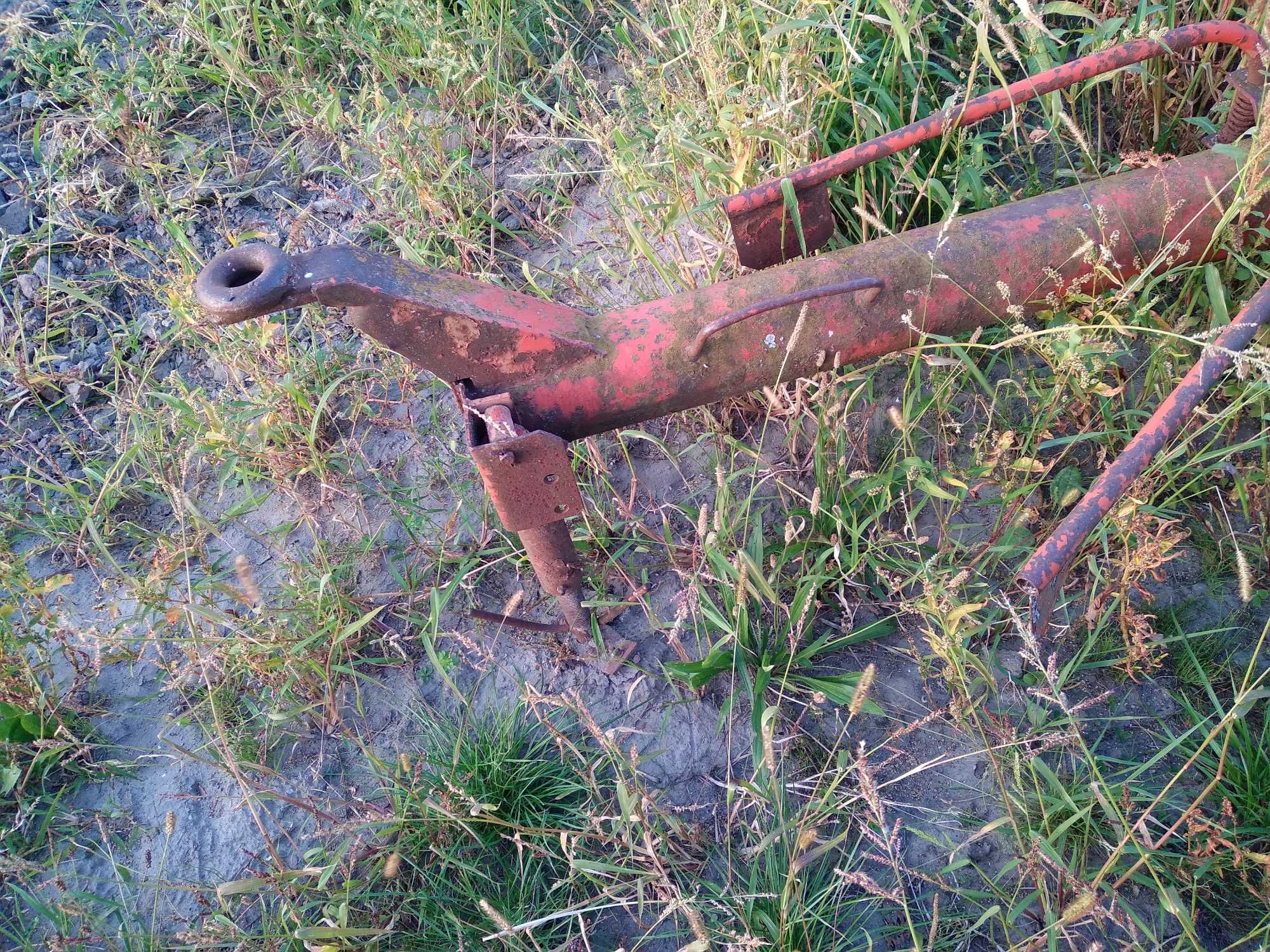Wózek do hederu do Bizon Z-056; jest podpora, koła na pełnym powietrzu