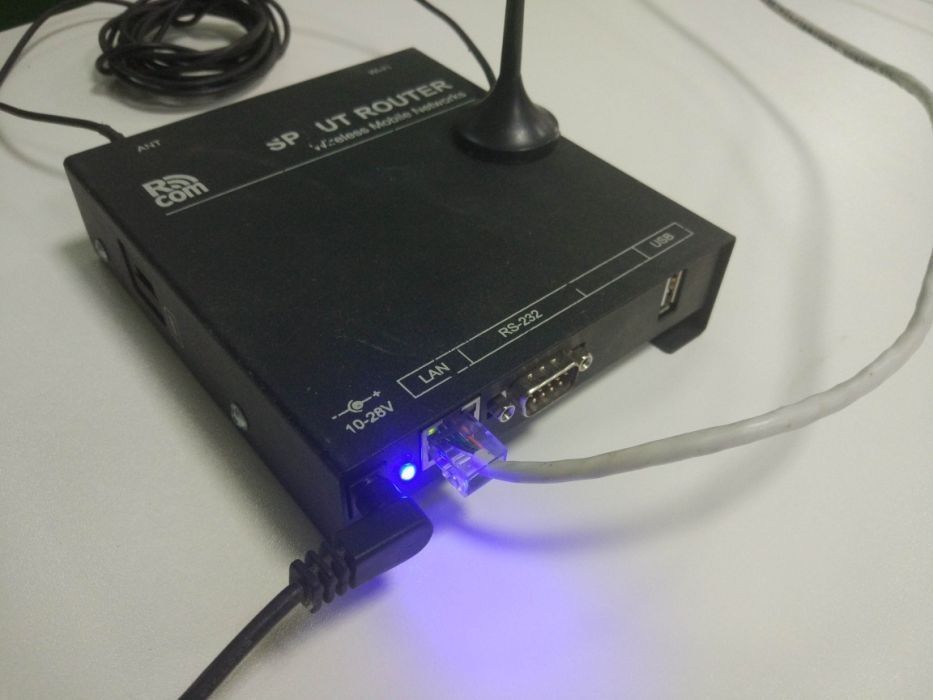 Роутер (маршрутизатор) MikroTik RB411U c модулем 3/4G под SIM и Wi-Fi