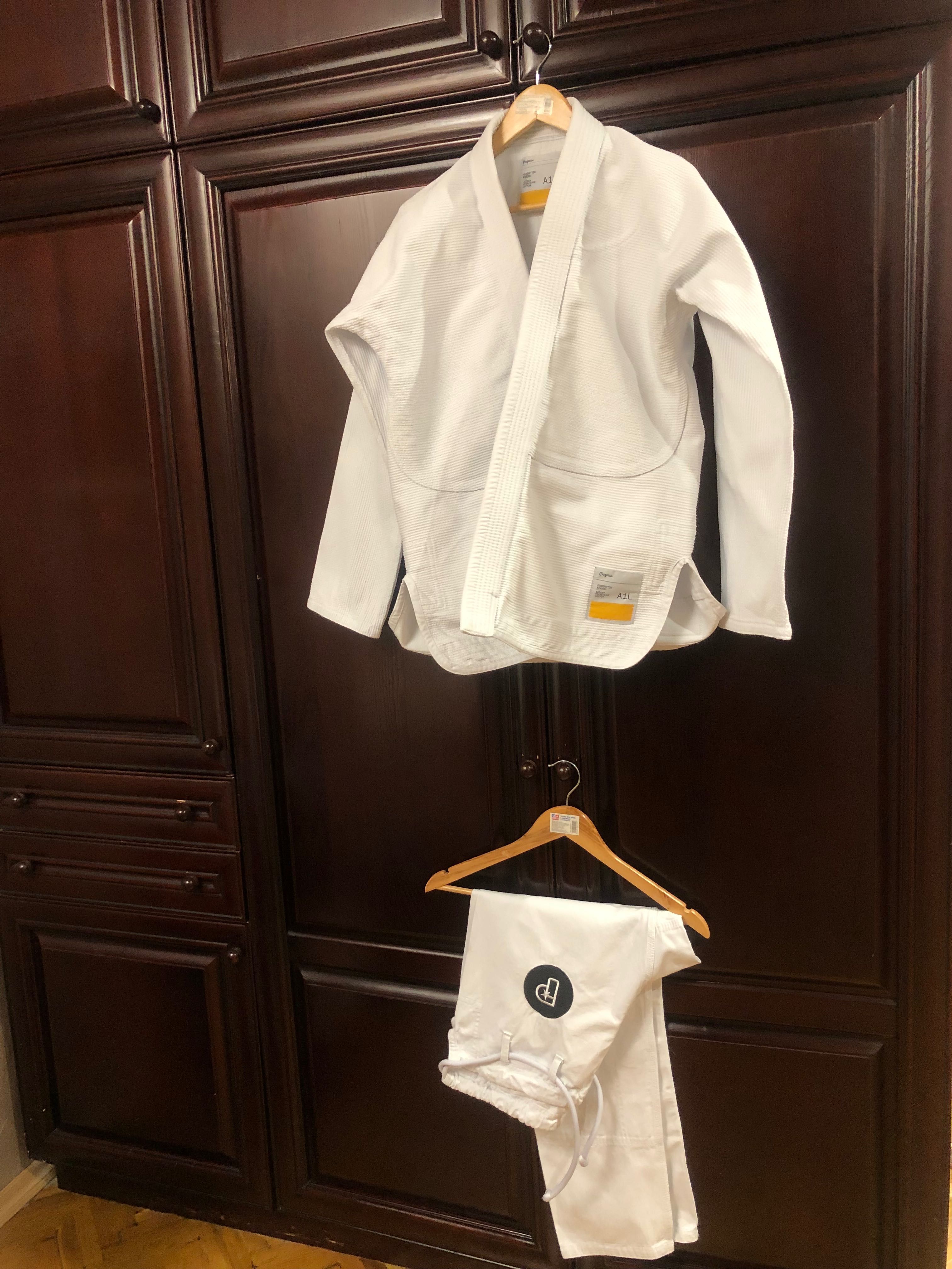 Кимоно для заняття боротьбою біле зі штанами