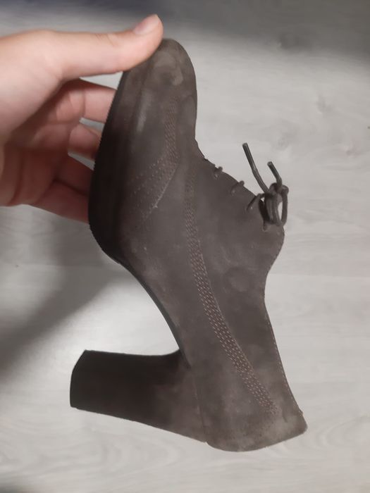 Sapato senhora castanho