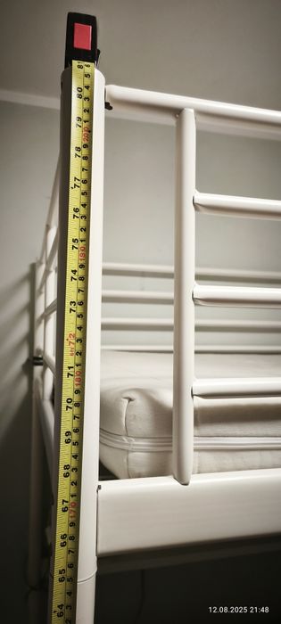 Łóżko piętrowe ikea Materac i półka z oświetleniem