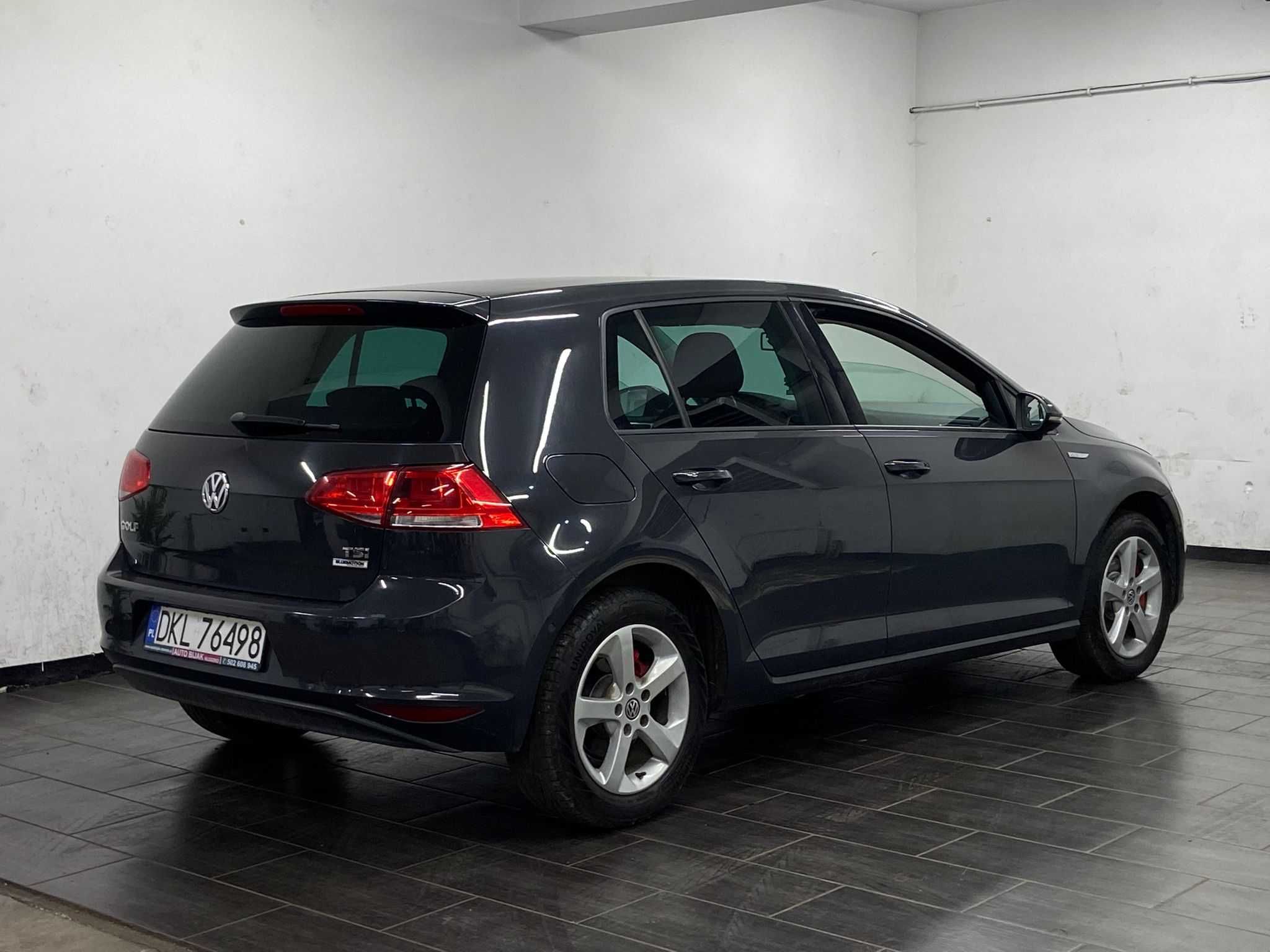 VW Golf VII, Cup Edition (68 tys. przebiegu) - ekonomiczny