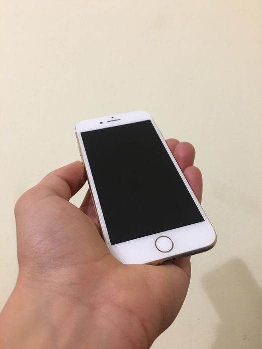 Айфон 7 під ремонт