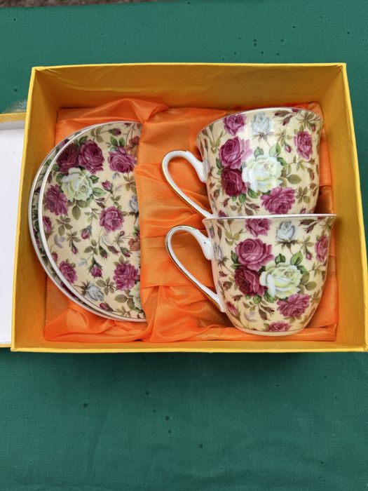 Сервиз чяшки пиалки