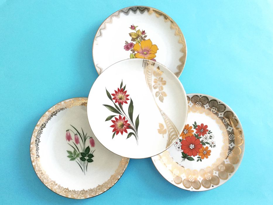 Conjunto de 4 Pratos Winterling, Alemanha / anos 40 / Padrão de flores