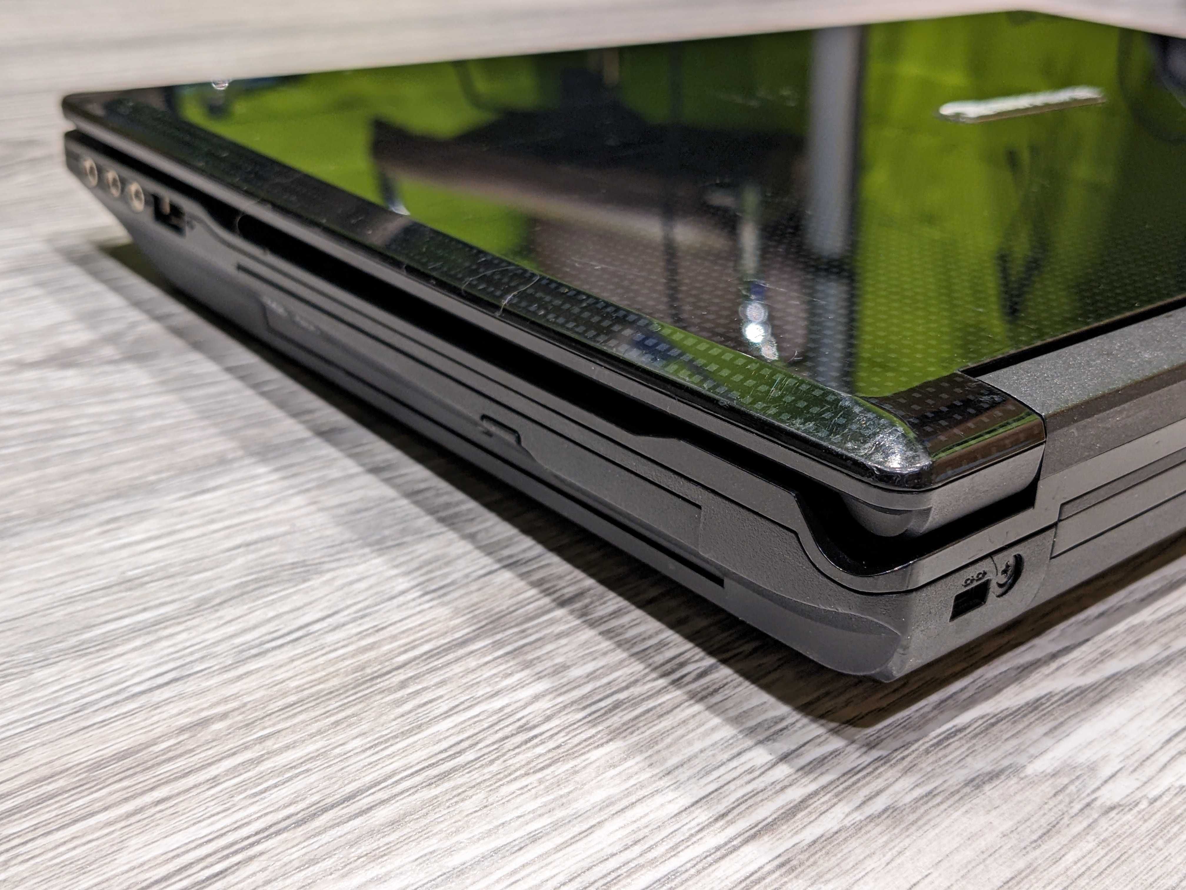 Ноутбук iBUYPOWER W150ER | 15,6" HD | Intel Core i5 | GT650M | SSD